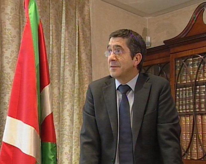 entrevista de Patxi Lopez a Europa Press sobre politicas de empleo, fusion cajas