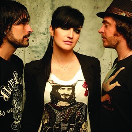 Efecto Mariposa Cierra El Cartel De MTV La Pepa 2012