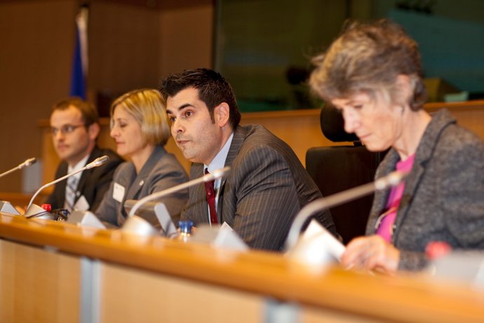 Armin Mayer (izquierda), Jennifer Layke, Agostino Renna y Fiona Hall  (derecha)