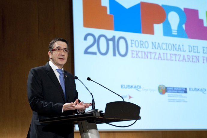 López inaugura el I Foro Nacional del Emprendimiento