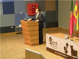 Vara inaugura 'Ágora'