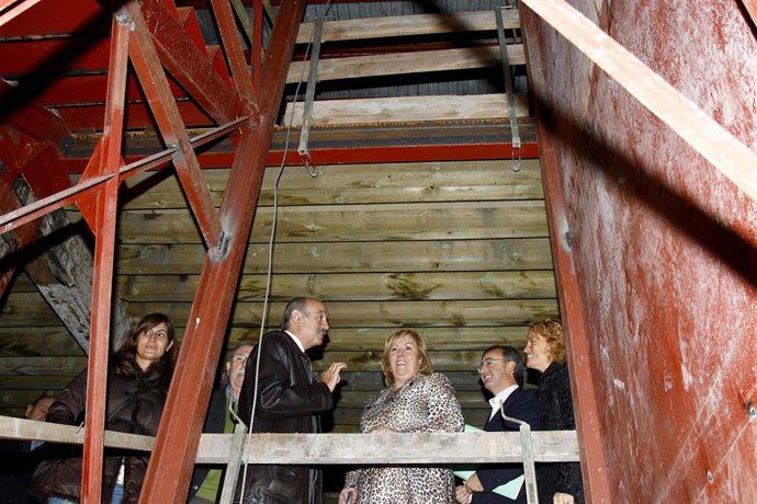 Mazón y Gómez Morante recorren el edificio