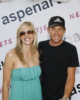 Lance armstrong y su pareja Anna Hansen