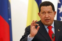 Chávez muestra su solidaridad a Irán en el desarrollo de energía nuclear
