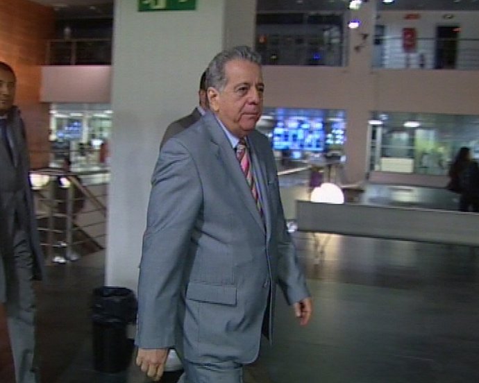 embajador de Venezuela en Radio Euskadi min oro