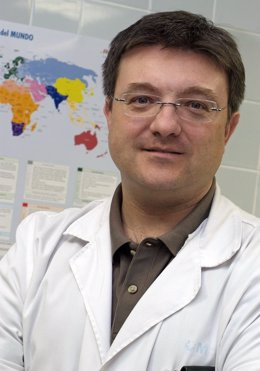 doctor José A. Pérez Molina, del Servicio de Enfermedades Infecciosas del Hospit