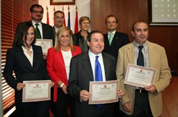 La consejera de Presidencia y Administraciones Públicas, María Pedro Reverte, co