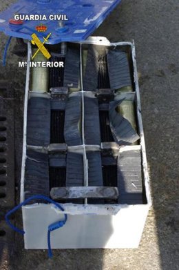 Falso fondo donde se ocultaba droga