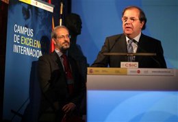 Herrera defiende la candidatura de la Universidad de Salamanca.