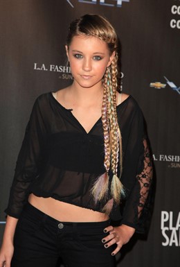 Ava Sambora, hija del guitarrista de Bon Jovi Richie Sambora, en WTB Spring 2011