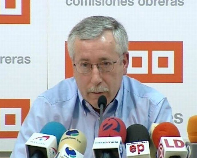 Toxo pide la integración de Caja Sur y Unicaja