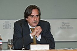 valeriano gómez, ministro de Trabajo