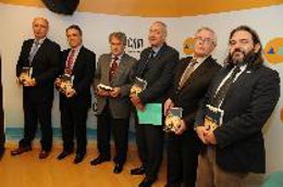 El cubano Antonio Álvarez Gil ha resultado ganador del Premio Vargas Llosa de li