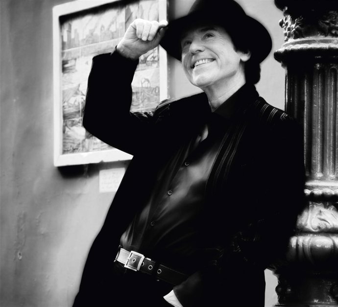 "Te llevo en el corazón" es el nuevo álbum de Raphael. (Colprensa-Cortesía de So