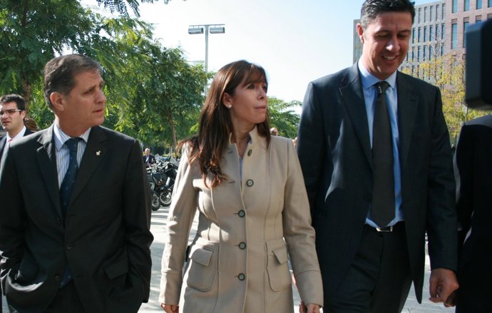 Alicia Sánchez-Camacho, Alberto Fernández y Xavier García Albiol