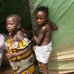 niños en Costa de Marfil