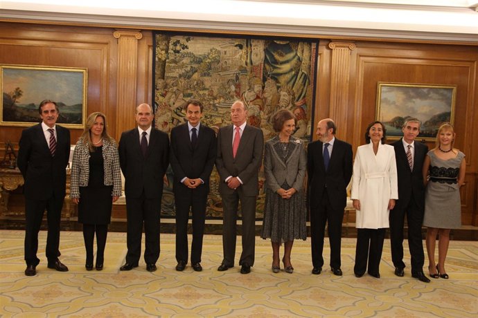 Toma posesión nuevos ministros