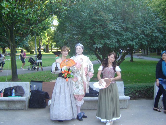 Actores de 'El ricachón de la Corte' de la compañía Sana Locura.