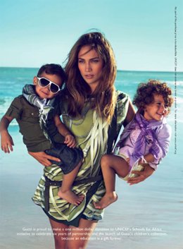 Jennifer López, Max y Emme para Gucci