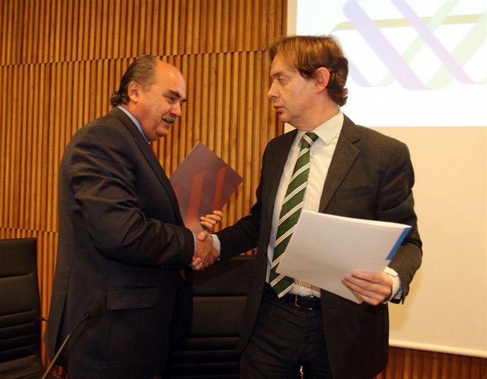 Jesús Gamallo y José María Arrojo, en unas jornadas sobre la directiva europea d