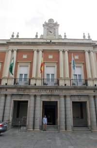 El Ayuntamiento reitera su "apoyo" al Recreativo pero no adelanta nombres en la búsqueda de nuevos gestores