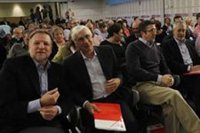 Vara asegura que la "gente" del PSOE "no se ha ido a otro lado, se les puede volver a llamar a la puerta y regresarán"
