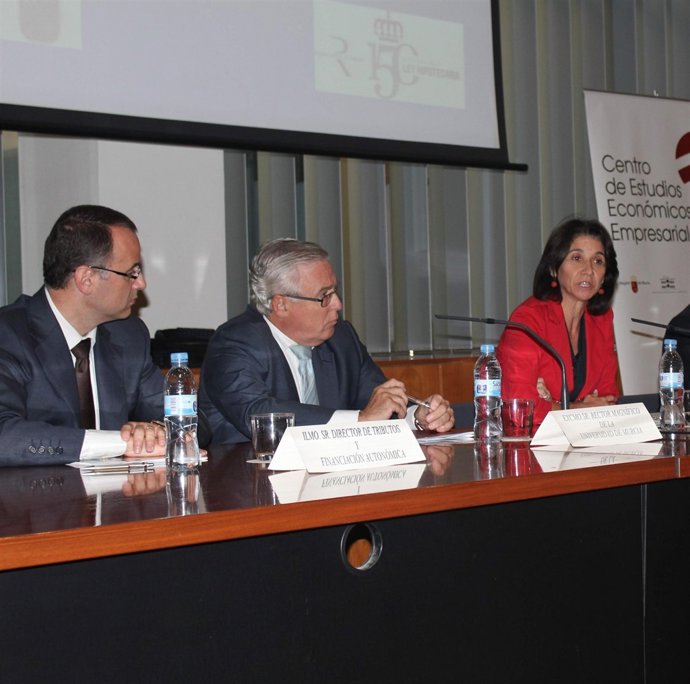 La consejera de Economía y Hacienda, Inmaculada García