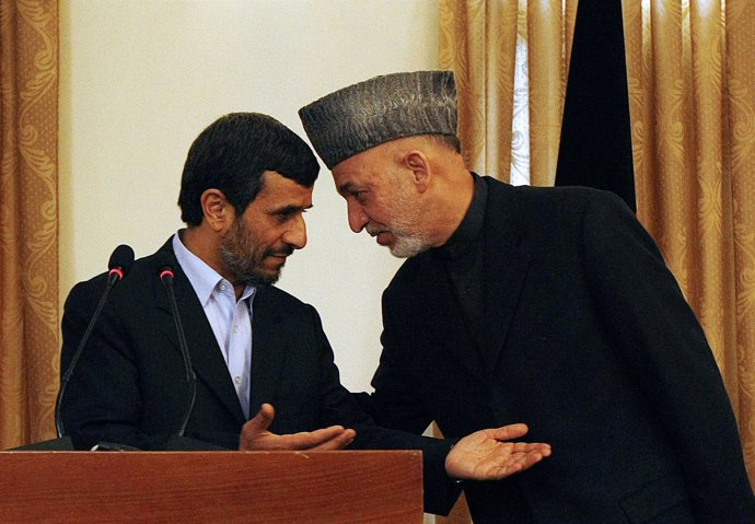 El presidente de Irán, Mahmoud Ahmadineyad, y el presidente de Afganistán, Hamid