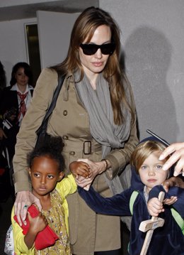 Angelina Jolie, Shiloh y Zahara 
