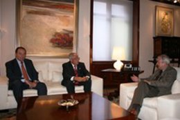 El presidente de la Comunidad Autónoma, Ramón Luis Valcárcel, recibió hoy en el 