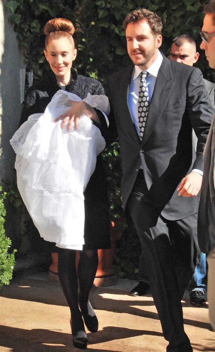 Blanca Cuesta y Borja Thyssen en el bautizo de su hijo Eric