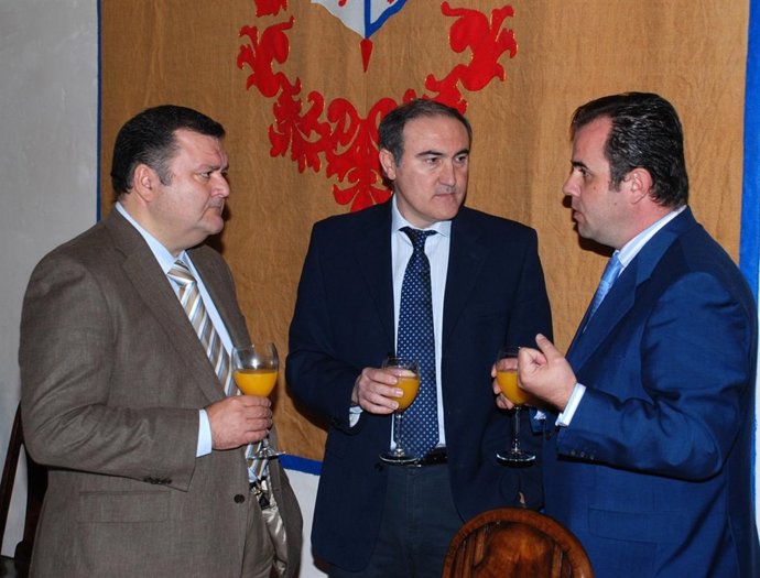 Francisco Zurera, José Antonio Ruiz y Teodoro Revilla