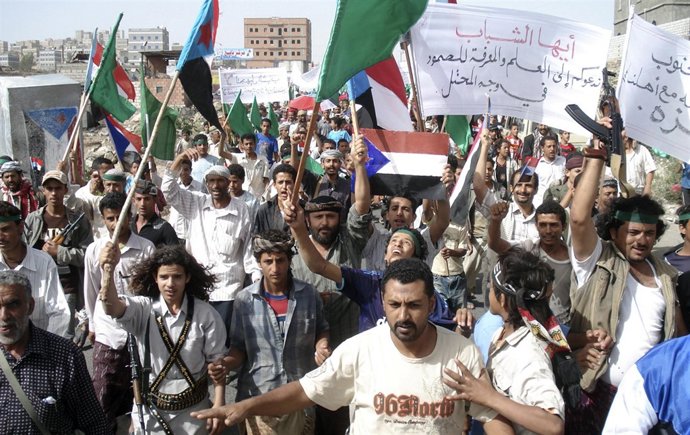 Yemeníes del sur a favor de la independencia