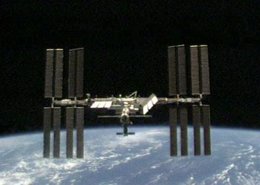 Estación Espacial con todos sus paneles solares