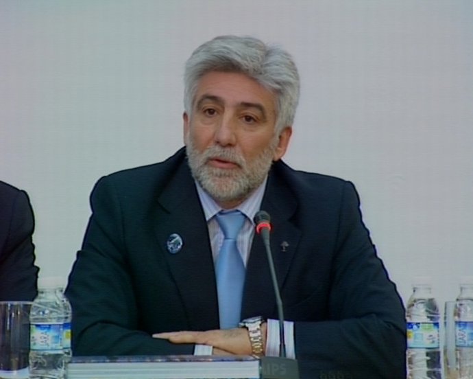 Caja Badajoz y el Ayuntamiento de mérida editan un libro sobre esta ciudad