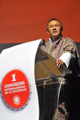 El Honorable Primer Ministro de Bután, Lyonchhen Jigmi Thinley