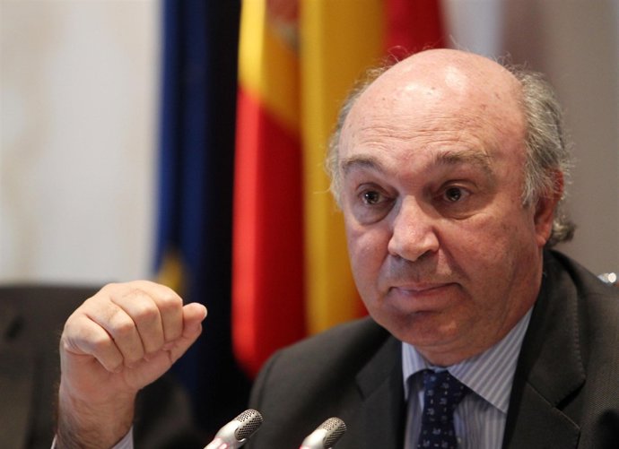 secretario general de la CEOE, José María Lacasa