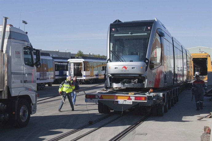 Traslado tranvía desde CAF