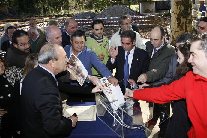 Colocación primera piedra bolera. 