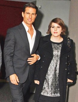 Tom Cruise y su hija Isabella, adoptada junto a Nicole Kidman