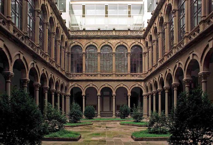 El Calustro de la Facultad de Medicina de la UB en el Clínic