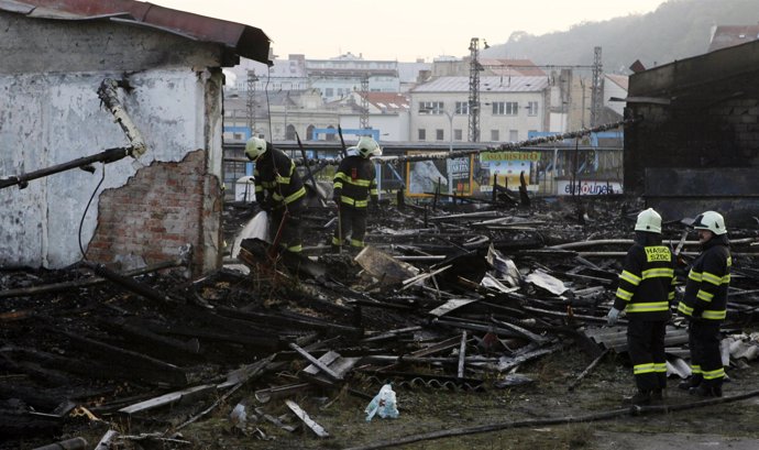 Nueve muertos en un incendio en Praga