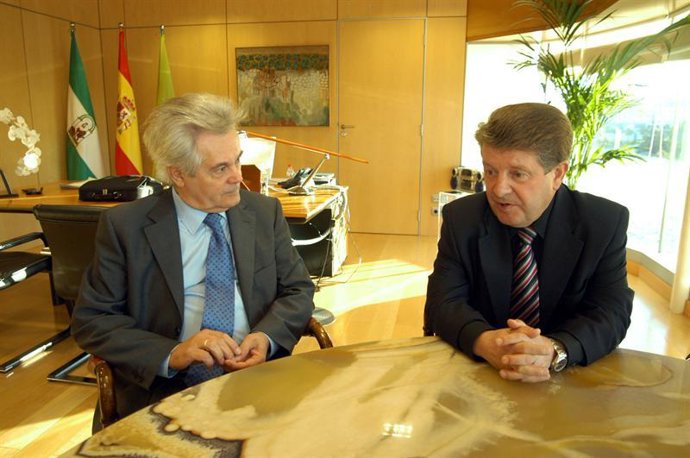 Jara y Martínez Caler, en la reunión