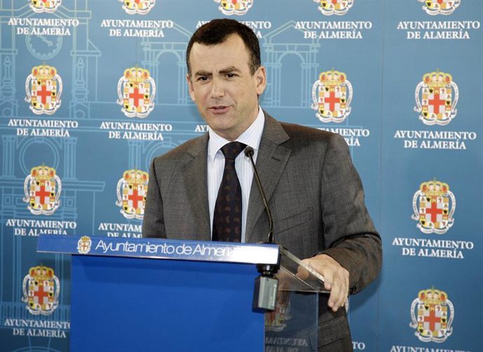 El concejal del PP en el Ayuntamiento de Almería Pablo Venzal