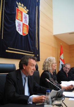 El consejero de Presidencia, José Antonio de Santiago Juárez, en su comparecenci