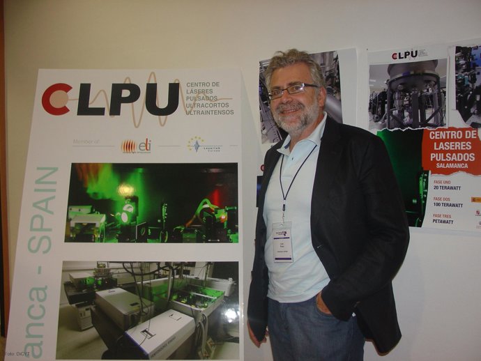 El director de CLPU, Luis Roso.