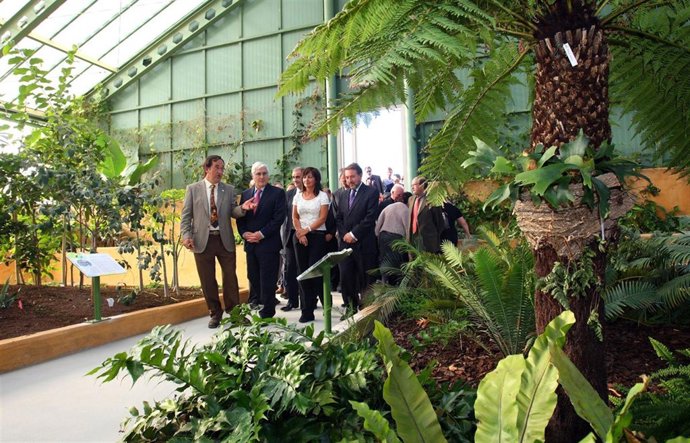 El presidente en la inauguración del jardin
