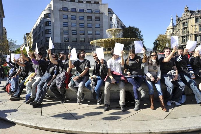 Jóvenes en la 'quedada'