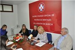 La presidenta de los Protésicos de Murcia recurre su condena por intrusismo porq