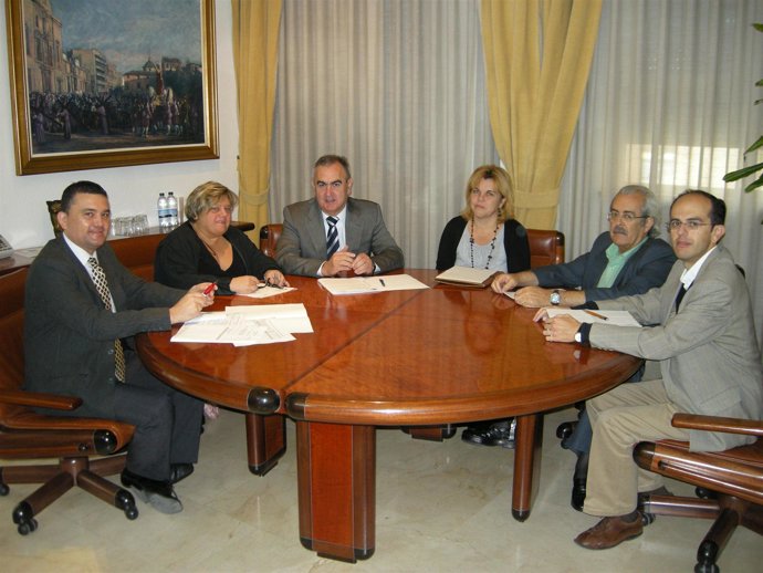 El delegado, durante la reunión